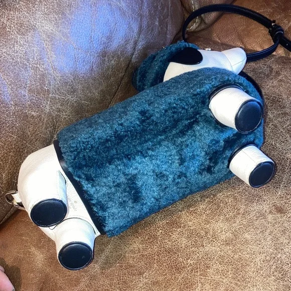 Kate Spade (RARE) Cute Dog-Shaped Handbag with Black Strap - Picture 4 of 11